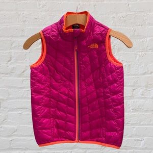 Girls’ The North Face Puffer Vest - Size 6